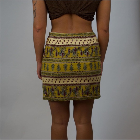 Patterned corduroy skirt - Picture 3 of 4